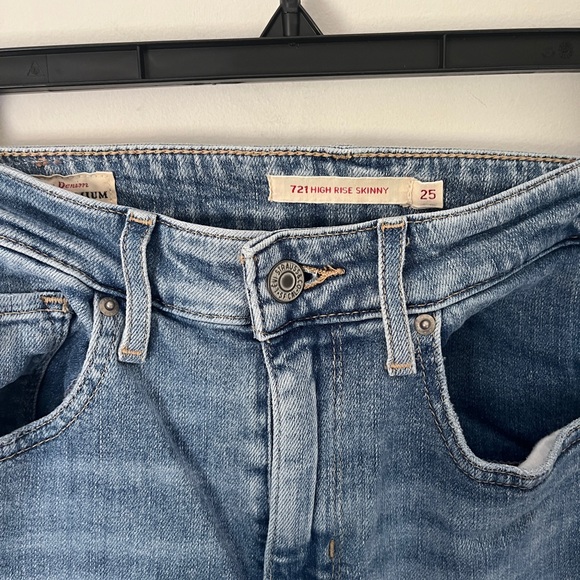 LEVIS 721 High Rise Skinny Jeans Size 25 - Picture 3 of 6